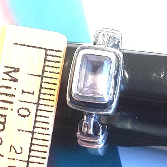 💍Amethyst Gemstone & Silver Ring, Ring Size 8💍 - Picture 13 of 16